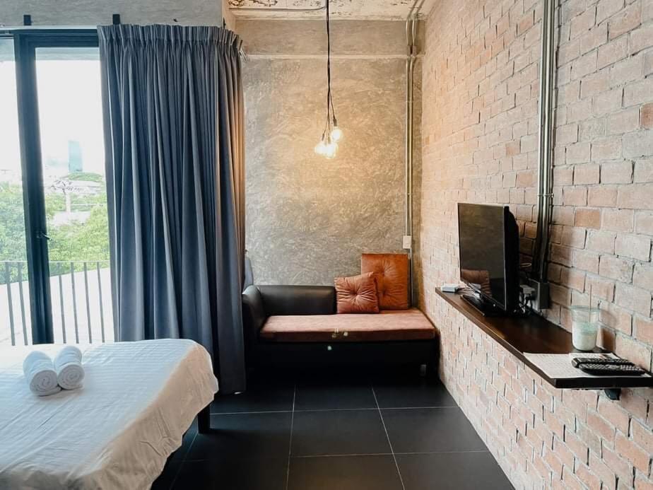 The Local Ari Hostel Bangkok Buitenkant foto